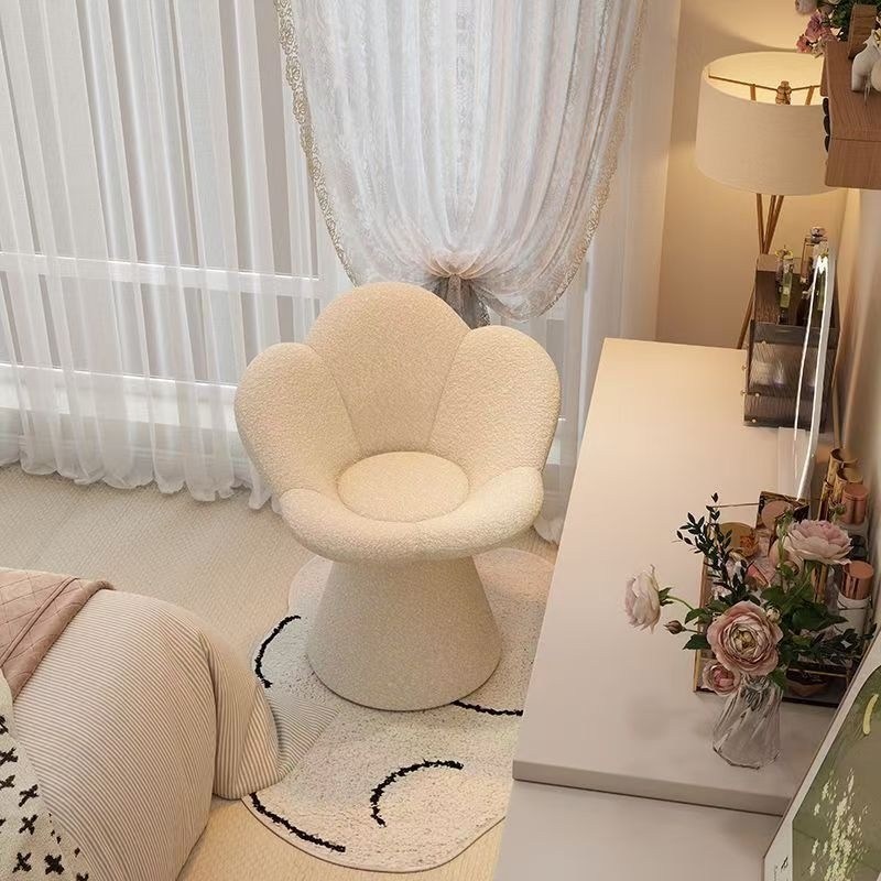 # Kursi Rias Putar untuk Kamar - Furniture Lighting & Decor Magazine ulasan dan harga